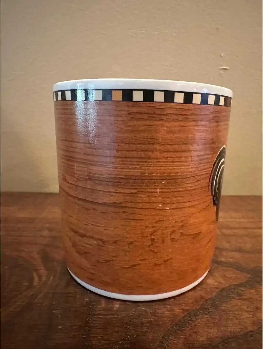 Vintage Sakura Oneida Country Quartet Warren Kimble Rooster 12oz Orange Mug |